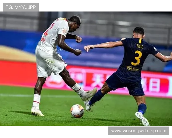 中止比赛的规则边界：什么情况下裁判必须终止比赛？