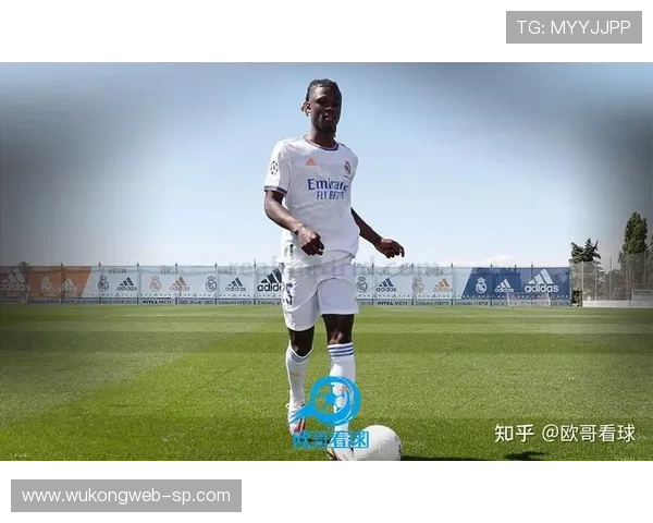 卡马文加与巴雷拉中场覆盖范围及活动能力对比分析