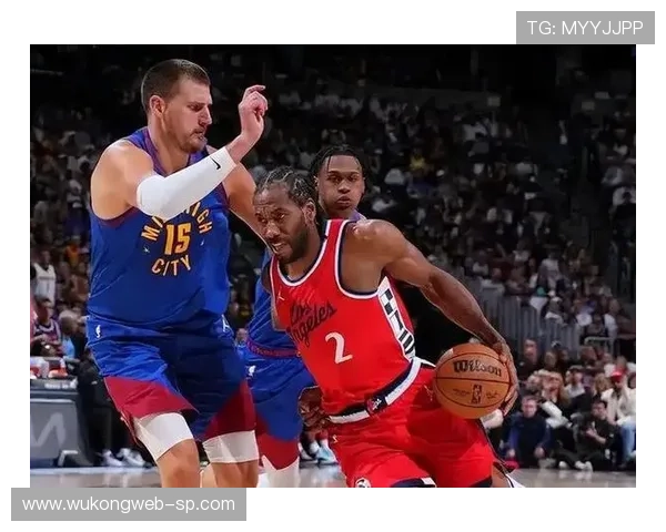 伦纳德较库里更擅长无球切入，投篮构成更平衡