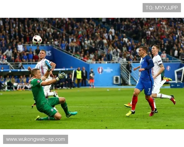 格列兹曼战术定位解析：影锋与前腰间的自由人价值