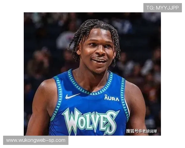 朱利叶斯·兰德尔挡拆创造高效出手机会 拉开与队友得分差距